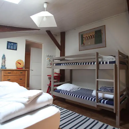 Maison Spacieuse Pres Du Avec Piscine Privee, Ideal Pour 16 Personnes - Fr-1-50-145 *